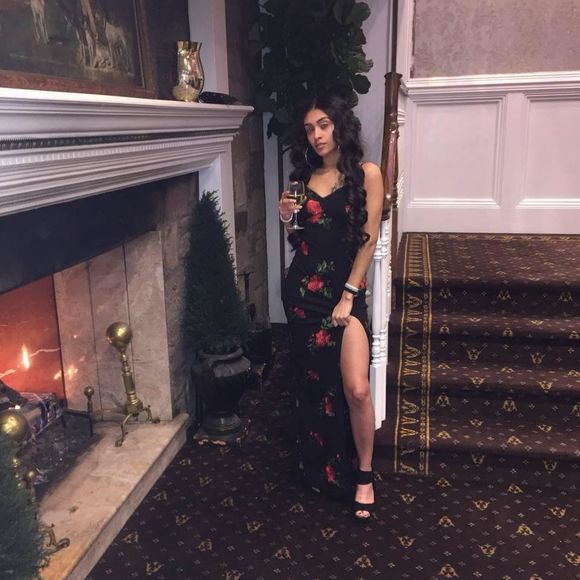 Meet your Posher, Karla - Picture 1 of 1